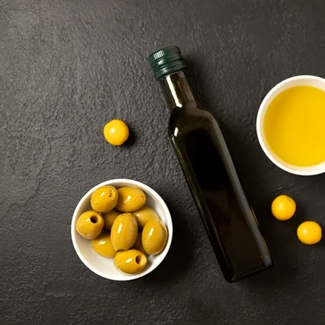 Este cel mai sănătos ulei de la raft, însă poate fi un dușman pentru talie! Atenție la moderație