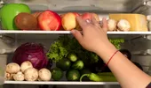 Unde se țin piersicile: în frigider sau la umbră, la temperatura camerei?