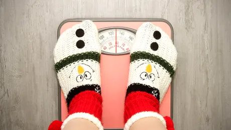 Cum să nu te îngrași între Crăciun și Revelion. 10 reguli simple