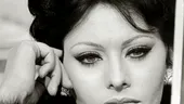 Sophia Loren, sfătuită să-şi opereze nasul!
