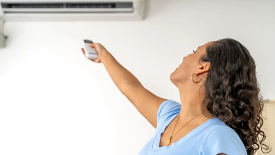 Cum să îți cureți singur aerul condiționat și să economisești o avere. Trucul care nu necesită reparații costisitoare