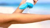 Cât de des trebuie reaplicată crema de protecție solară la plajă. Greșeala uriașă pe care o fac toți românii