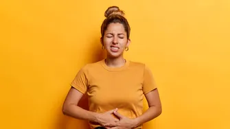 Cum poți evita balonarea după masă. Soluții simple recomandate de specialiști