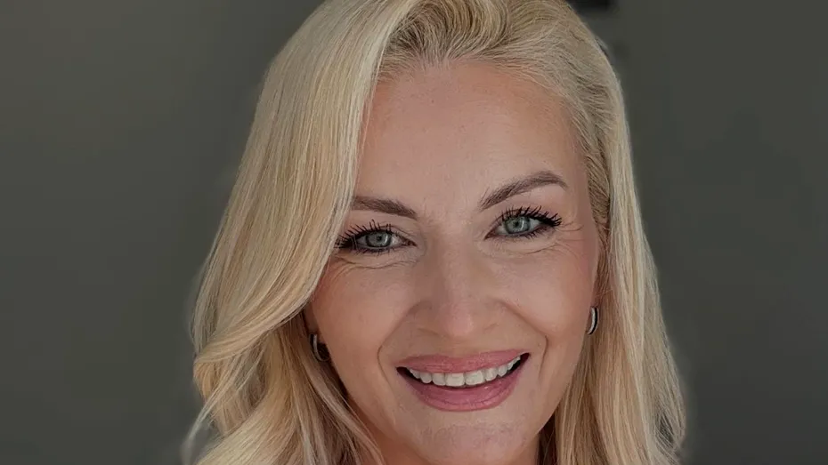 Sirop de ceapă pentru tuse recomandat de Elwira Petre. Se prepară rapid din câteva ingrediente