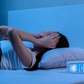 Te trezești cu noaptea-n cap? De vină este o boală de tiroidă