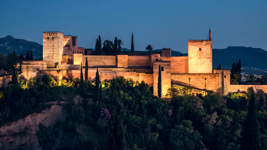 Ce este nocturismul? Acest fenomen nou schimbă modul în care putem să explorăm lumea