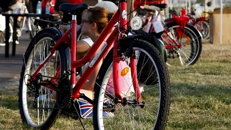 CÂŞTIGĂ o bicicletă roşie, weekendul acesta, în Parcul Izvor
