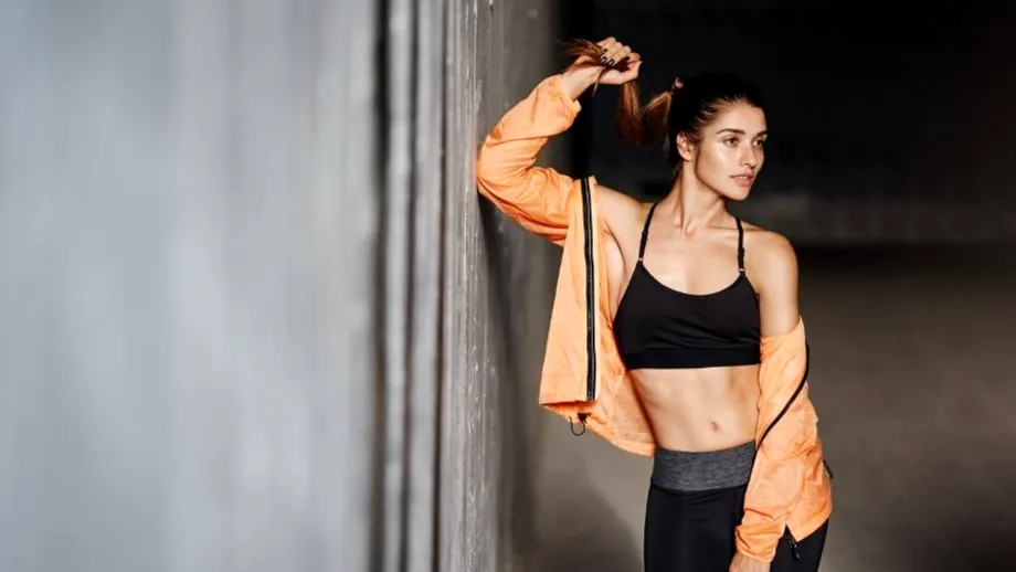 (P) Secretele lenjeriei sportive - cum să alegeți sutienul potrivit pentru activitatea fizică?