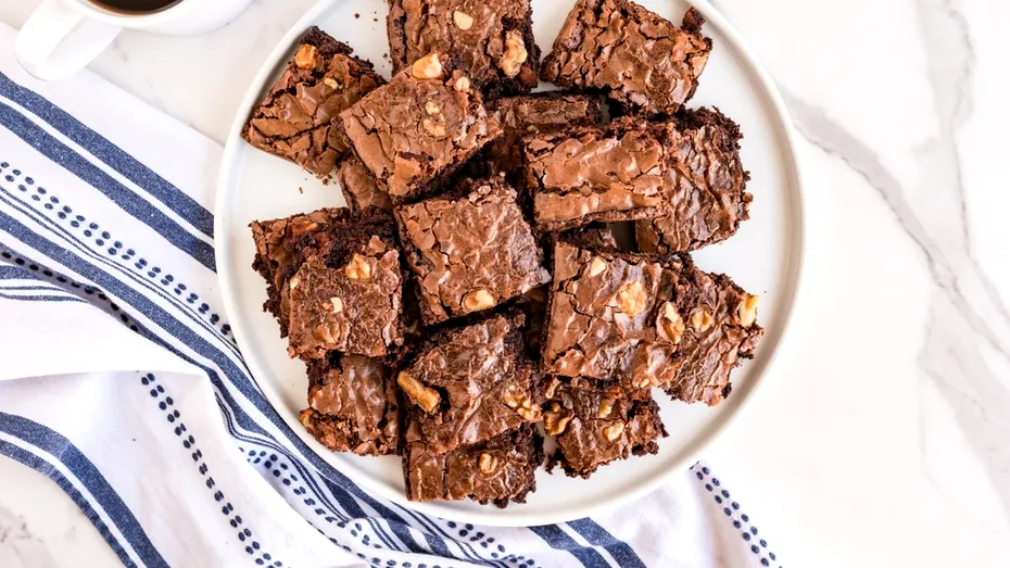 Negresa de post cu cana: cel mai simplu desert care iese perfect de fiecare dată!