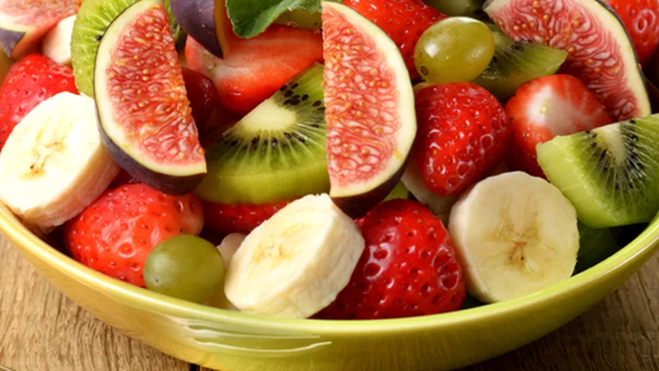 Cum consumăm fructe dacă avem gastrită?