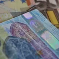 Locuri de muncă și salarii de 6000 de euro pentru români în cea mai bogată țară din Europa