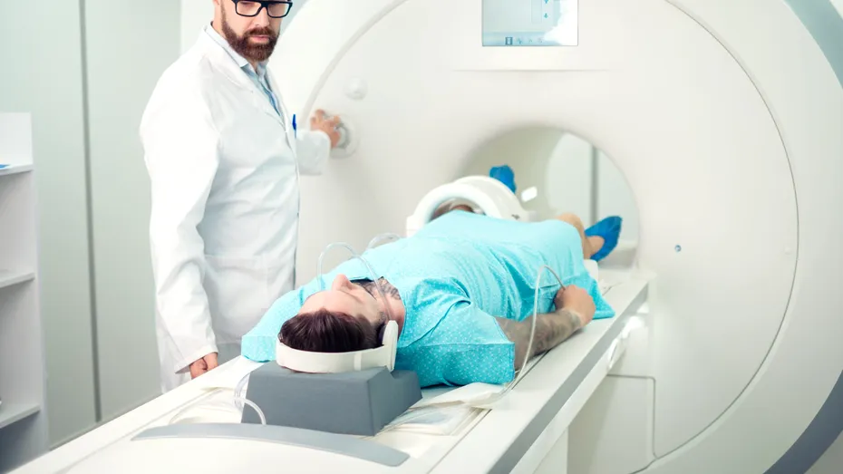 Diferența dintre RMN 1.5 și 3 Tesla. Avantaje și Dezavantaje