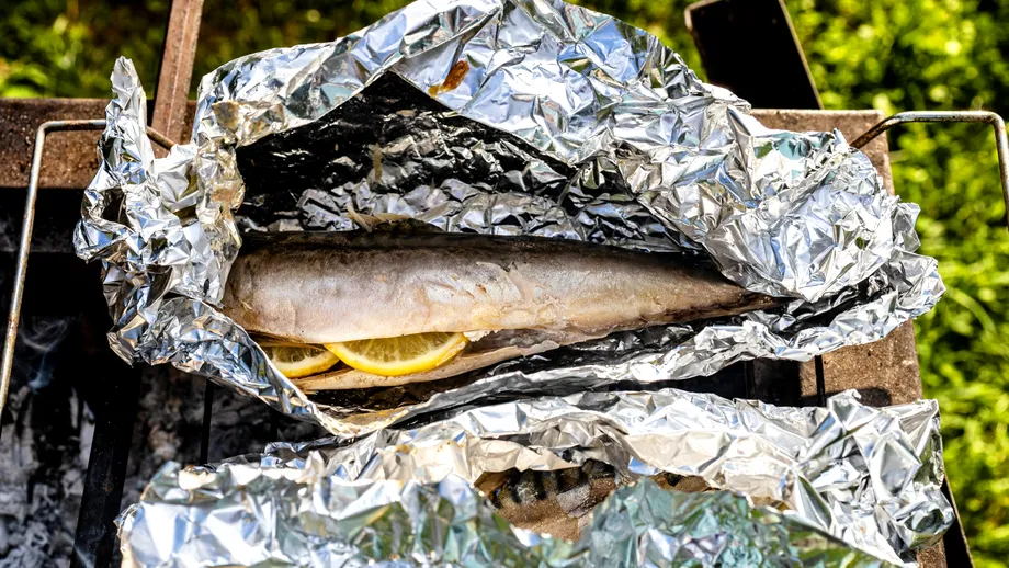 Gătești cu folie de aluminiu?! Misterul a fost elucidat: este sănătos sau nu?