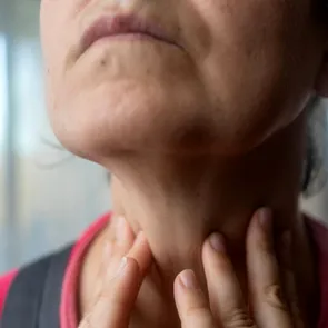 De ce să iei vitamina E dacă ai probleme cu tiroida. E exclusă, însă, dacă ai această problemă de sănătate!