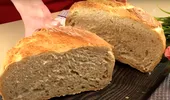 Cea mai tare rețetă de pâine. Nu necesită frământare, e 100% sănătoasă și are doar 4 ingrediente