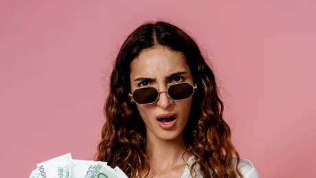 Cum să ai mai mulți bani în 2023. Tu ești atentă la cheltuieli?