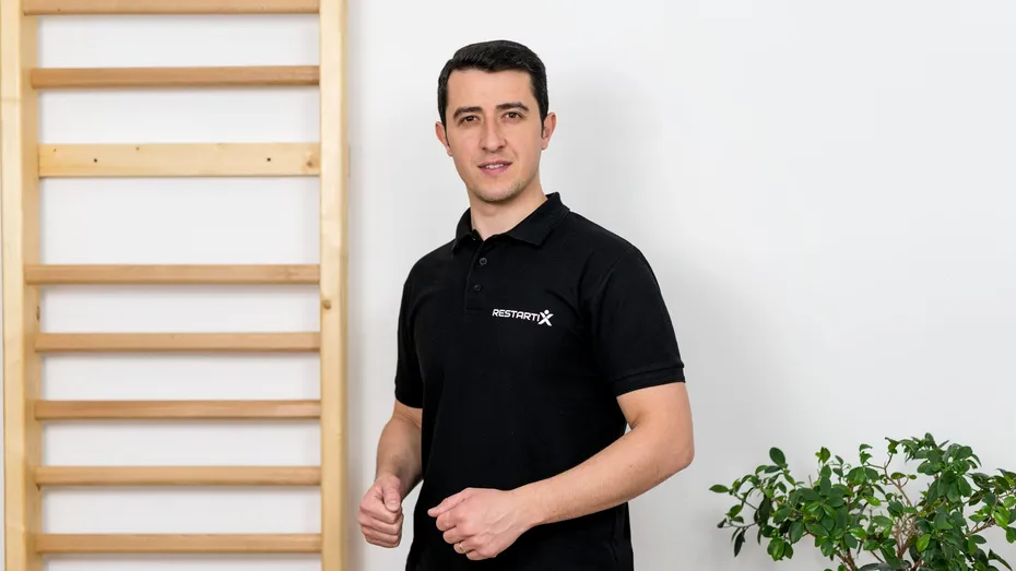 Cifoza: afecțiunea posturală numărul 1 în lume