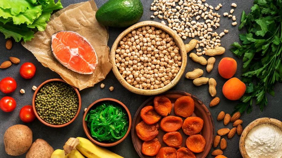 Oboseală, crampe, palpitații? Ai putea avea lipsă de potasiu. Care sunt semnele și ce alimente te ajută imediat