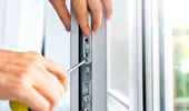 Cum pregătești termopanele pentru iarnă? Ce trebuie să verifici ca să nu intre frigul în casă