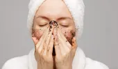 Ingrediente la îndemână cu care îți poți exfolia tenul natural