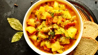 Tocăniță de cartofi de post fără ulei. Rețetă gustoasă și sănătoasă