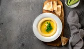 Rețetă delicioasă de humus. Se gătește rapid și e ideală pentru musafiri!