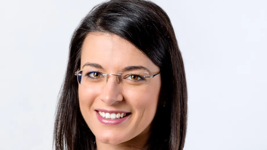 Dr. Laura Mustață, despre vizita la ginecolog: înainte sau după pierderea virginității?