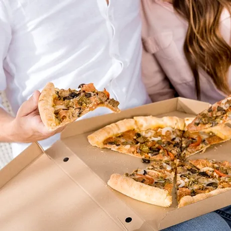 De ce cutiile de pizza sunt pătrate? Logica din spatele acestei forme