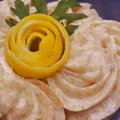 Greșeala care îți taie salata de icre. Cât ulei trebuie să pui pentru o textură perfectă?