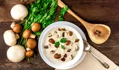 Supă cremă de ciuperci de post – cremoasă și hrănitoare