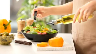 Singurul ulei pe care îl poți consuma în siguranță. Mulți români nu-l cumpără des, dar e cel mai sănătos