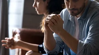 Violența socială în relația de cuplu: ce este și cum se manifestă