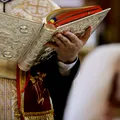 Cea mai puternică rugăciune către Sfânta Cuvioasa Parascheva. Rostește-o astăzi și vei avea parte de noroc și liniște sufletească