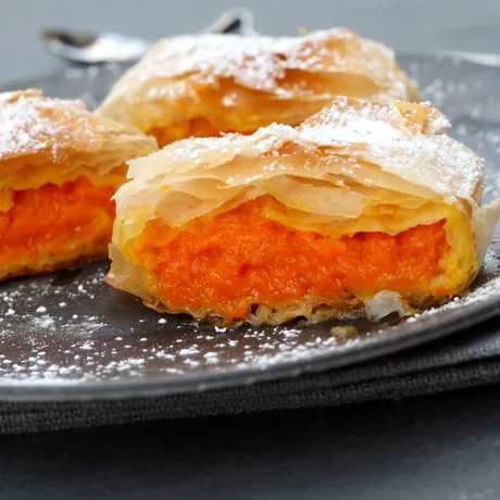 Cea mai bună plăcintă de dovleac, după rețeta bunicii! Ingredientul care îi schimbă total gustul!