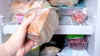 Leguma pe care să o ții în punga de pâine să rămână proaspătă și pufoasă timp de o săptămână. Așa nu vei mai arunca pâinea!