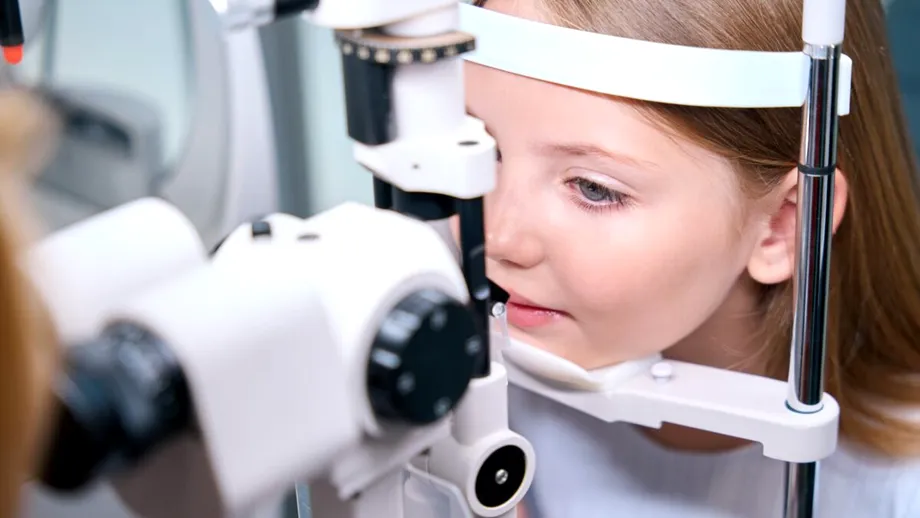 Sute de copii cu probleme de vedere din București vor primi sprijin de la Primăria Capitalei pentru ochelari / VIDEO