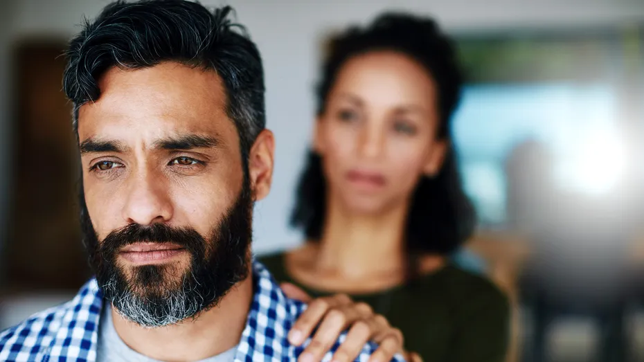 Descoperirea șocantă care a făcut o femeie să-și pună la îndoială relația de zece ani. Ce a putut să găsească chiar sub propriul pat