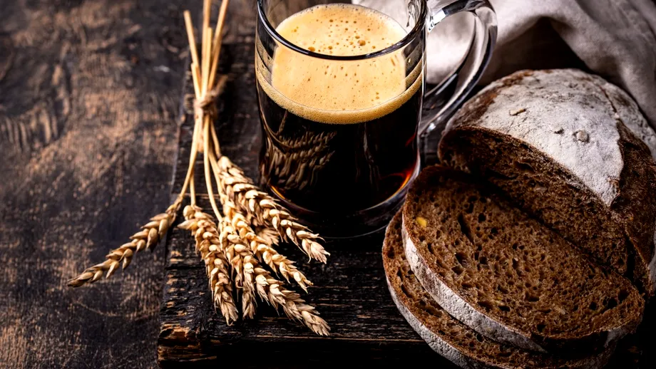 „Coca-Cola comunismului” revine. Băutura fermentată care face furori și este asemănătoare cu kefirul