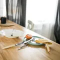 7 lucruri pe care nu ar trebui să le ții pe blatul din bucătărie. Ocupă spațiul și pot crea probleme fără să îți dai seama