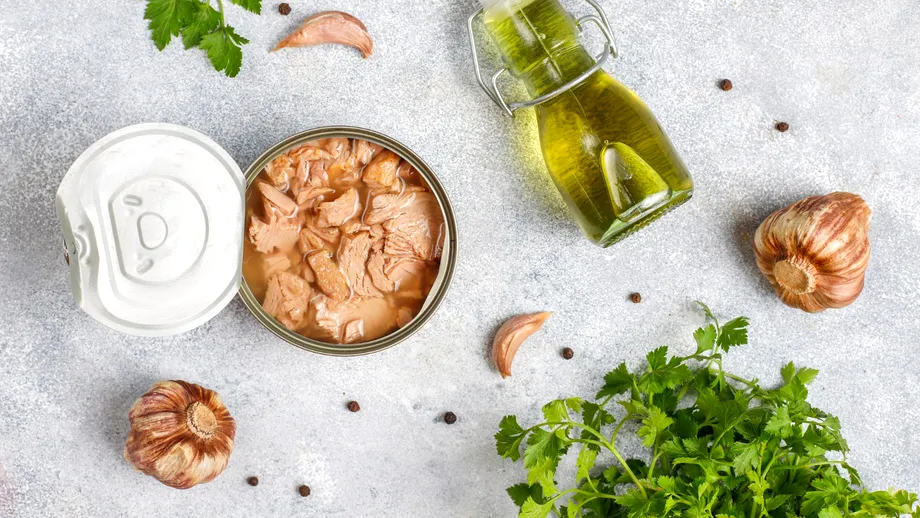 Tonul la conservă: 5 lucruri care se întâmplă în corp atunci când îl mănânci