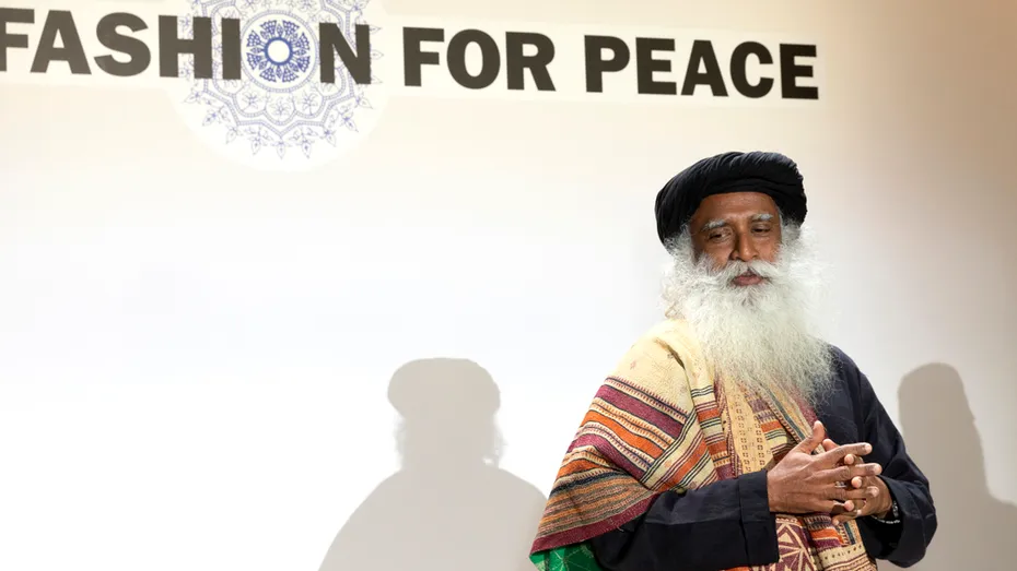 SadhGuru: 15 vorbe de duh care te-ar putea ajuta în viață