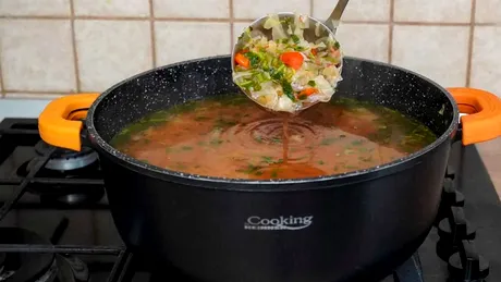 Cu ce să acrești ciorba, dacă ai uitat să cumperi borș sau lămâie. Ingredientul salvator la care nu te-ai fi gândit