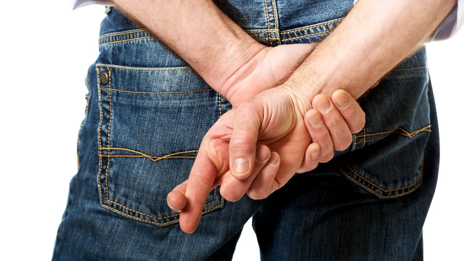 10 minciuni pe care bărbații le spun femeilor: atenție mare la aceste fraze!