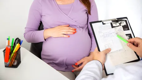 Studiu. Peste 60% dintre viitoarele mame ar fi dispuse să investească în analize genetice pentru a identifica potențiale probleme de sănătate