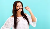 Părul facial îți dă bătăi de cap? Folosește acest truc simplu și uită definitiv de mustață!