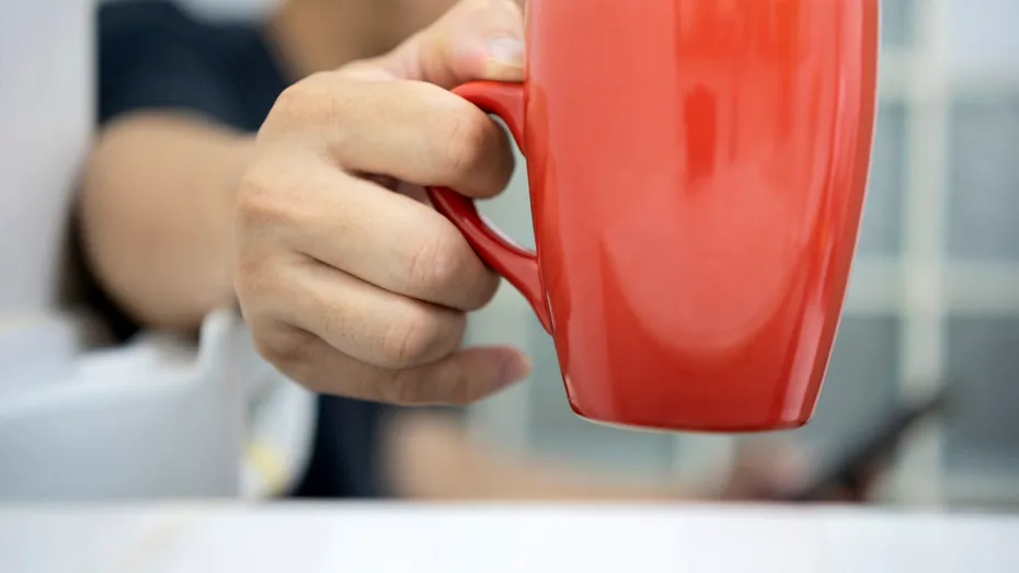 10 ceaiuri pentru constipație, gaze și balonare. Adio, burtă umflată!