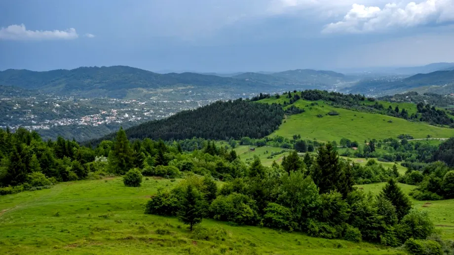 5 locuri din România unde respiri cel mai curat aer. Destinații perfecte pentru sănătate