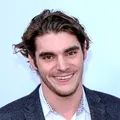 Actorul RJ Mitte a murit la doar 34 de ani. Primele informații despre cauza decesului!