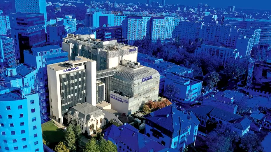 Pasiunea pentru excelență în medicina privată din România. SANADOR aniversează 25 de ani de la înființare