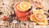 Bei des ceai de scorțisoară și ghimbir? Ce se întâmplă cu tensiunea, conform specialiștilor